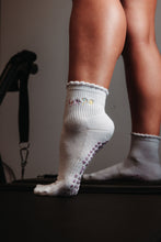 Load image into Gallery viewer, Breeze & Balance