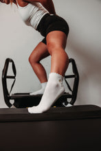 Load image into Gallery viewer, Matcha & Mellow